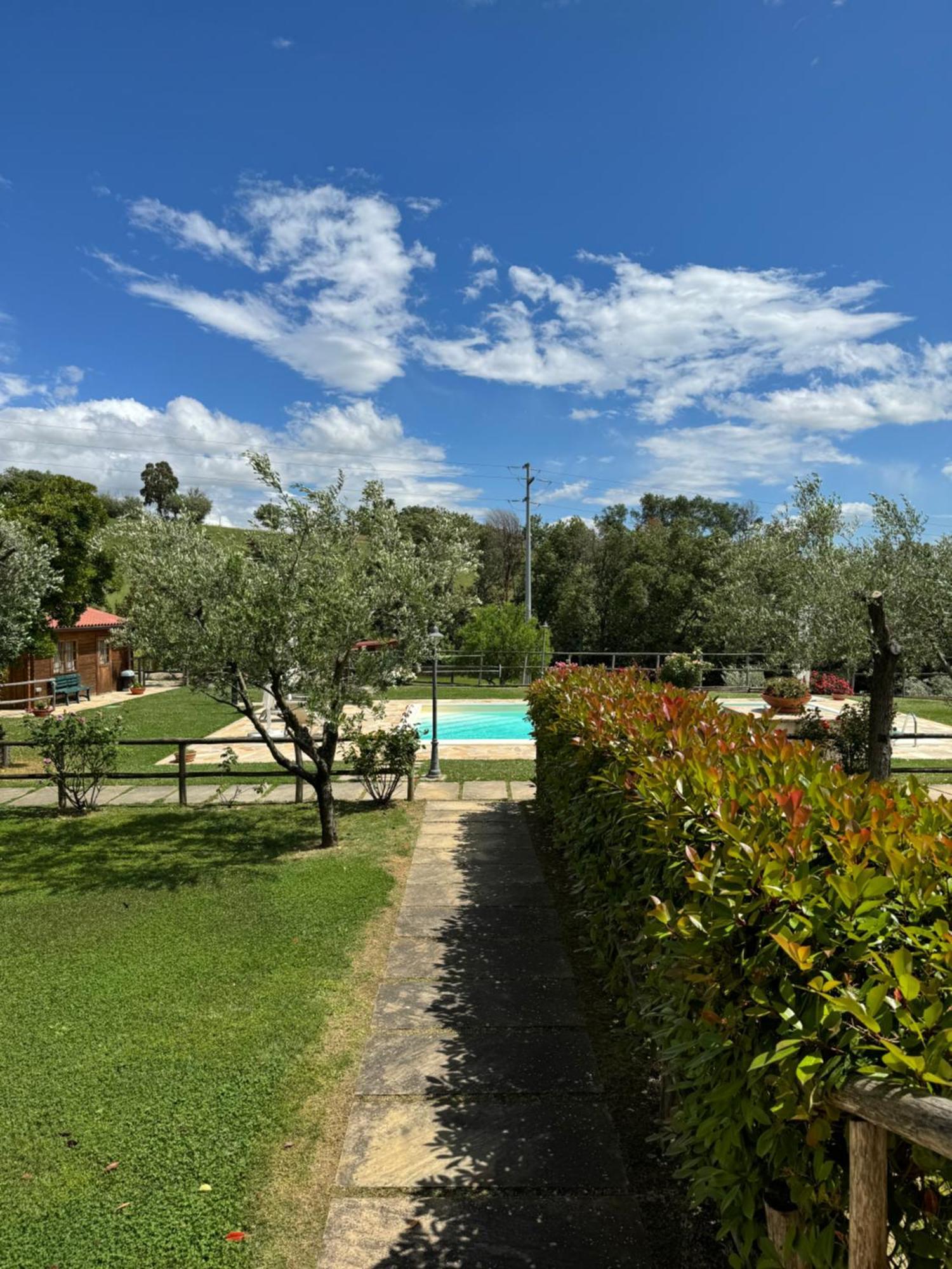 Montenovo Country House Ostra Vetere Buitenkant foto
